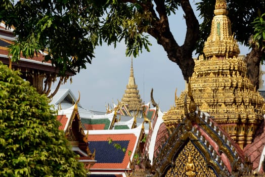 Der Wat Phra Kaew in der Stadt Bangkok in Thailand in Suedostasien.