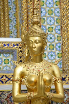 Der Wat Phra Kaew in der Stadt Bangkok in Thailand in Suedostasien.