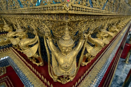 Der Wat Phra Kaew in der Stadt Bangkok in Thailand in Suedostasien.