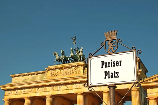 Brandenburger Tor Deutschland Berlin / Brandenburg Gate Germany Berlin