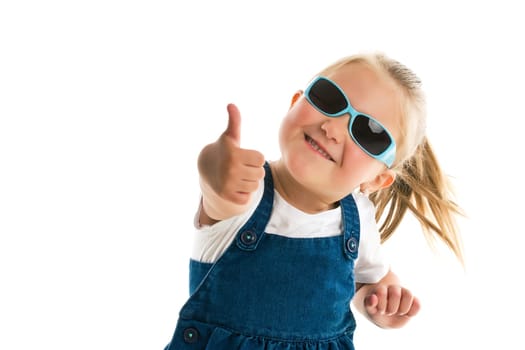 the little girl showing thumbs up