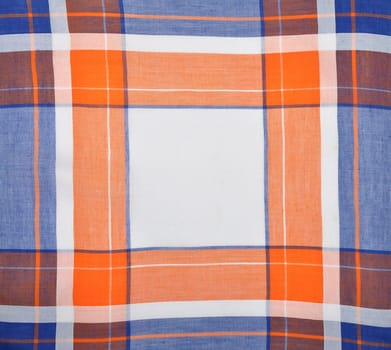 Cloth with plaid pattern