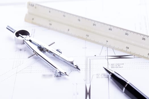 Architectural blueprints and working materials for architects for surveying in the Böro on a scherib tisch