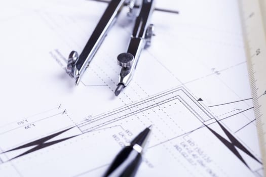 Architectural blueprints and working materials for architects for surveying in the Böro on a scherib tisch