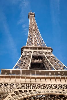 eiffeltower in paris landmark in front of blue sky in spring architecture view