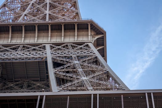 eiffeltower in paris landmark in front of blue sky in spring architecture view
