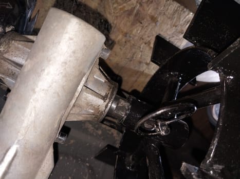 Modification of earth hooks for a the motorized cultivator