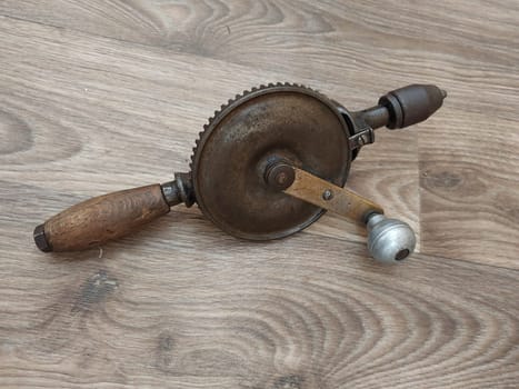 Hand held metal drill for the drilling holes