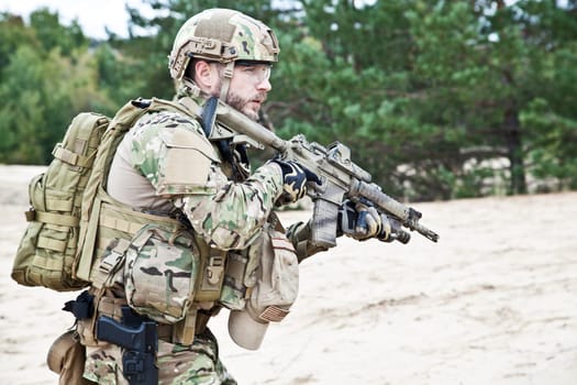 US soldier in the desert during the military operation