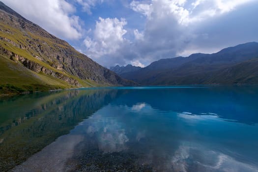 Clouds in and over Lac de Moiry