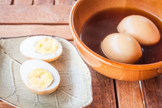 Hard-boiled eggs stew with sweet gravy