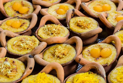 Mung Bean Thai Custard Dessert (Khanom Maw Kaeng)