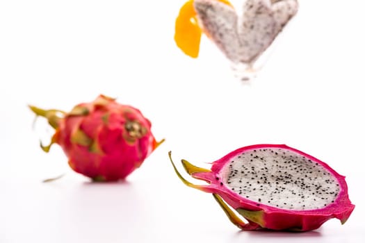The blazing white and mildly aromatic pulp of the pitaya is suited for a quenching desert. Best served chilled. Assorted in a glass or in its halved rind..