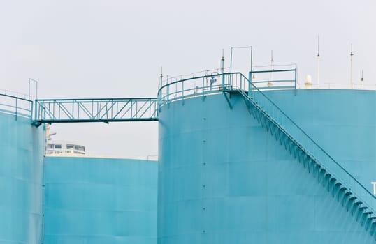 Industrial fuel tank with stairs