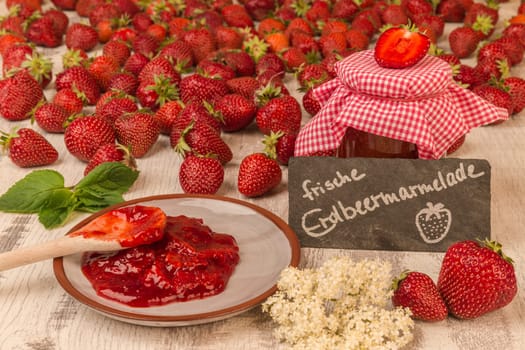 Strawberry jam cooking