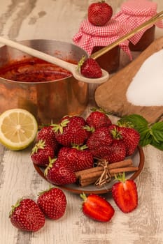 Strawberry jam cooking