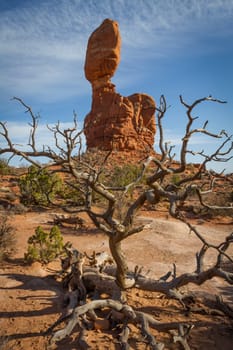 Balanced Rock, natural formation in Arches National Park, Utah, USA.