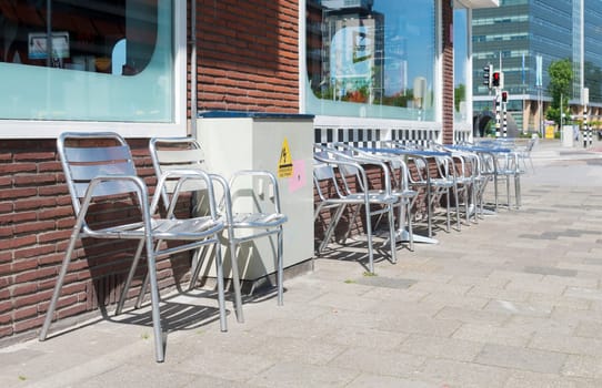 simple outdoor terrace in utrecht, netherlands