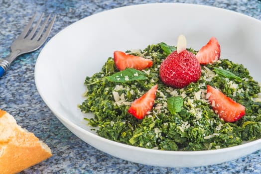 Cabbage salad with strawberries