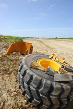 Reserve wheel for trucks on construction site