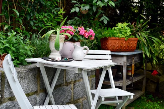 Garden cottage shabby chic