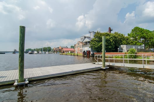 waterfront scenes in little washington north carolina