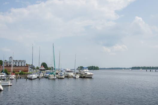 waterfront scenes in little washington north carolina