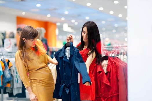 Best friends shopping