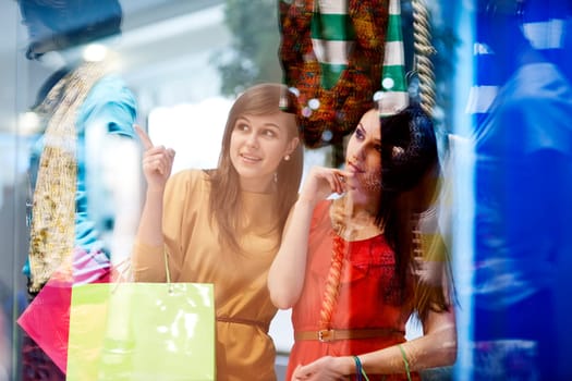 Best friends shopping