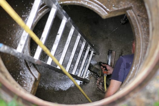 Cistern,cleaning water cistern
