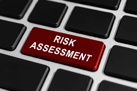 risk assessment red button on keyboard, business concept