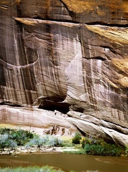 Anasazi cliff dwellings in Canyon de Chelly