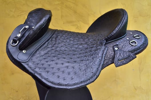 Australian fender stock saddle in strauss leather