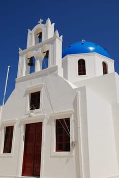 Blue Dome in Oia Santorin