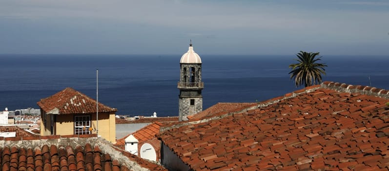 The view of the City of Santa Cruz on the Island of Tenerife on the Islands of Canary Islands of Spain in the Atlantic.