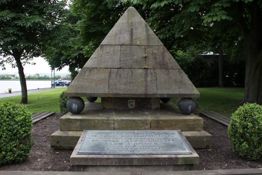 Monument to Leo Sympher in Minden