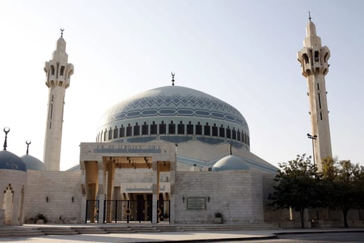 the  King Abdullah Mosque in the City Amman in Jordan in the middle east.