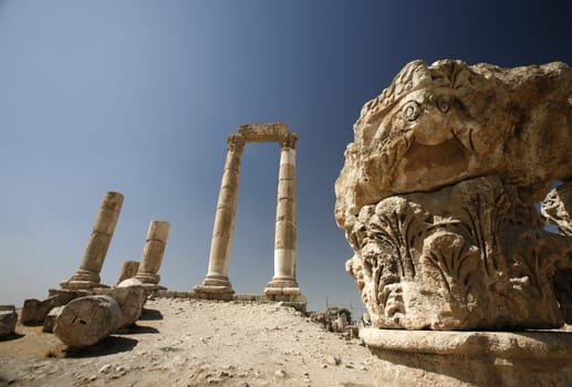 The Ruins of the citadel Jabel al Qalah in the City Amman in Jordan in the middle east.