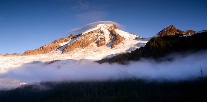 The sun is ready to set casting long shadows at Mt Baker