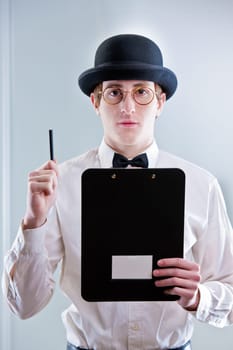 accounting gentleman with a pen and a notepad