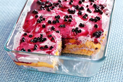 Blueberry tiramisu