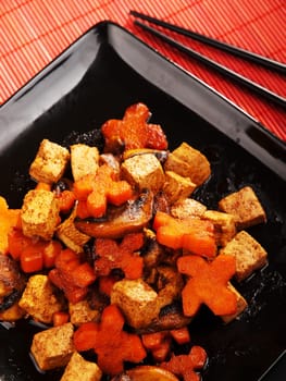 Thai tofu with carrots and mushrooms