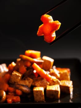 Thai tofu with carrots and mushrooms