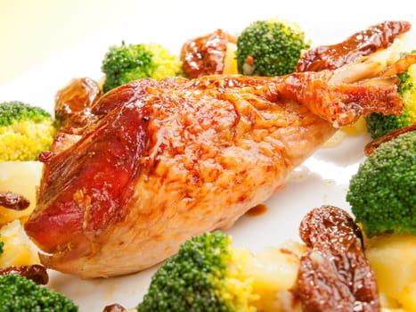Turkey with broccoli and potatoes