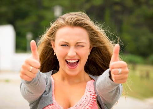 A beautiful and young girl smiling