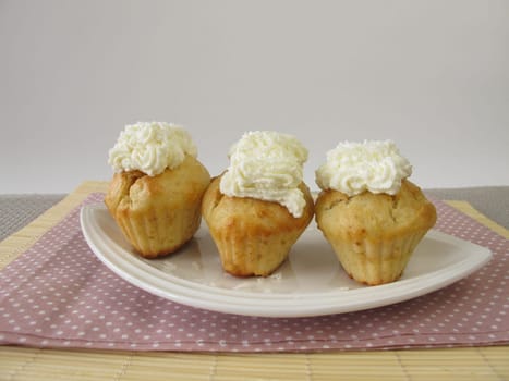 Cupcakes with coconut cream