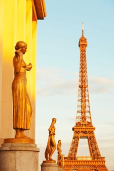 Eiffel Tower from Trocadero at sunset - everything seems golden, including the Eiffel Tower itself
