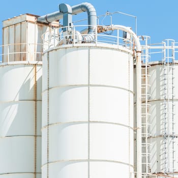 White silos for the storage of lime and cement