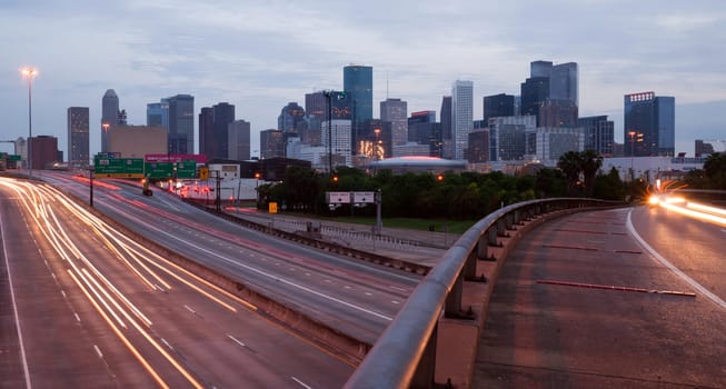 Night falls as rush hour winds down in Houston, Texas