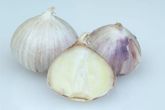 Soloknoblauch, Einzehenknoblauch